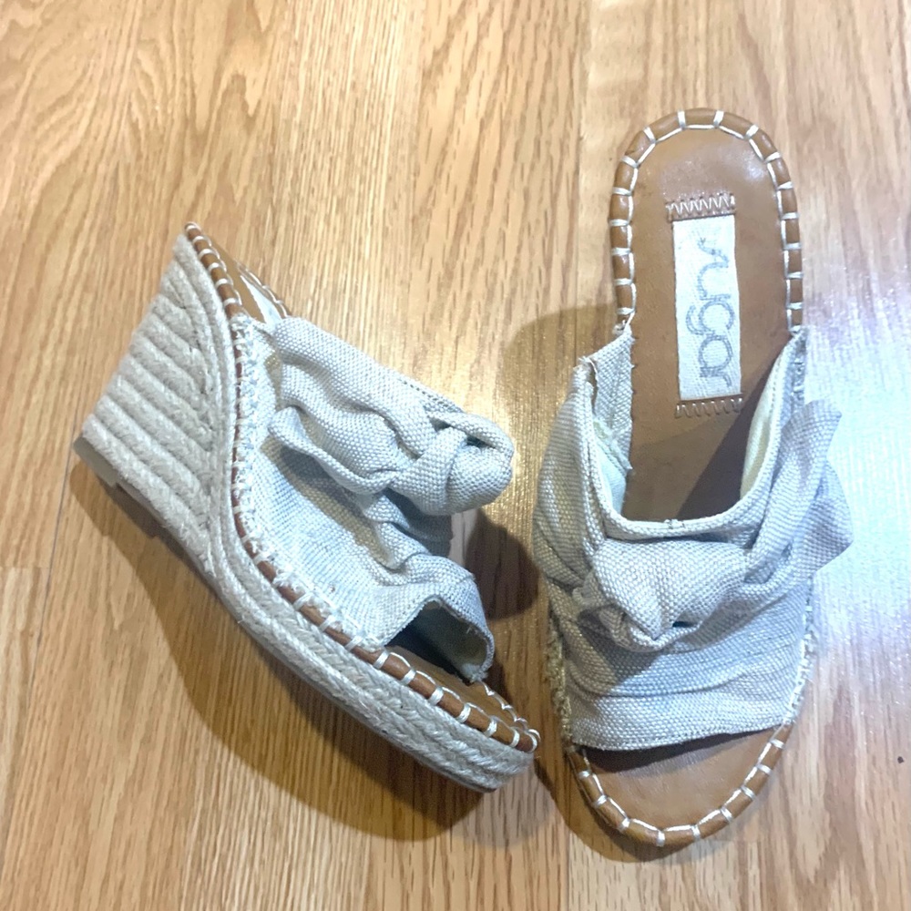 SUGAR HUNDRED WEDGED HEELS